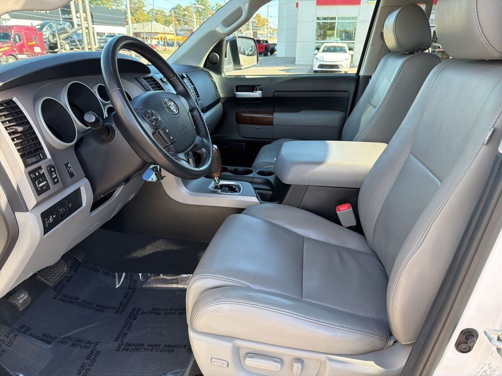 Thumbnail: 2012 Toyota Tundra - 14