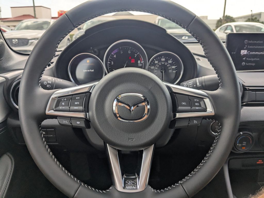 2025 Mazda MX-5 Miata Club