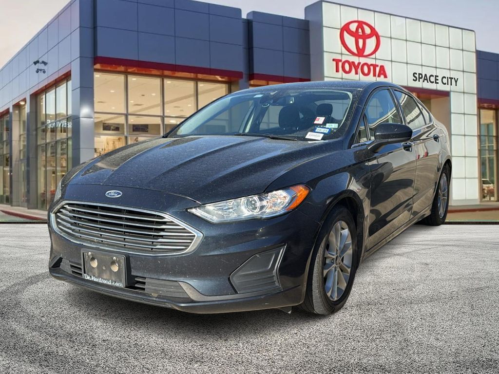 2020 Ford Fusion SE FWD