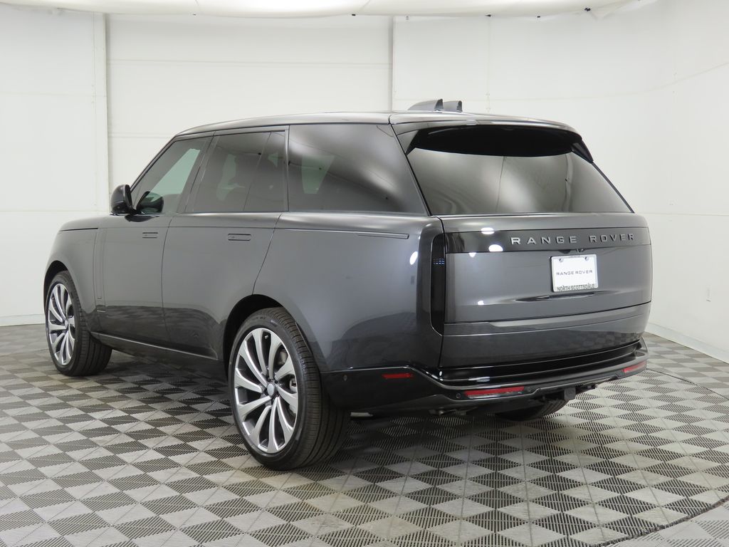 Thumbnail: 2025 Land Rover Range Rover - 7