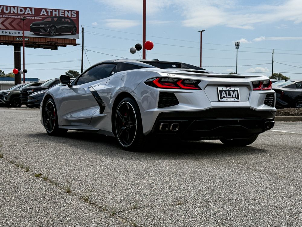 Used 2020 Silver Chevrolet Stingray image 7