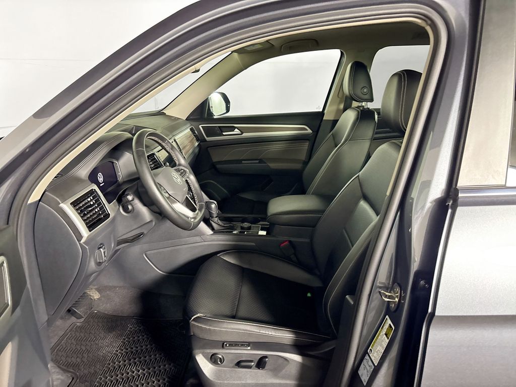 2022 Volkswagen Atlas SEL