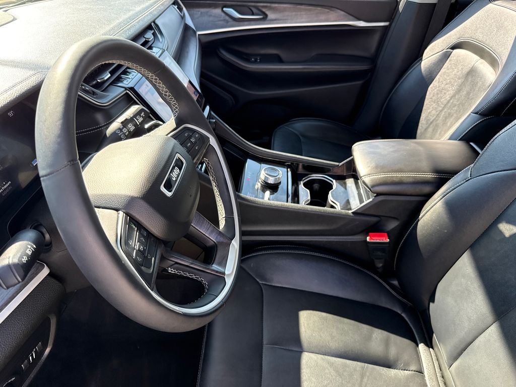 Used 2023 Jeep Grand Cherokee L SUV