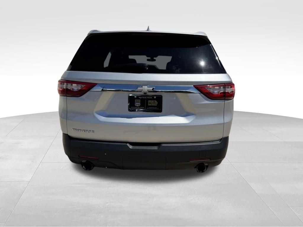 Used Car 2018 Chevrolet Traverse  Ls For Sale Under $20,000 In Georgetown, Texas