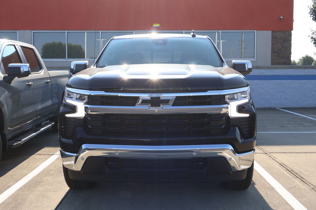 Thumbnail: 2026 Chevrolet Silverado 1500 - 2