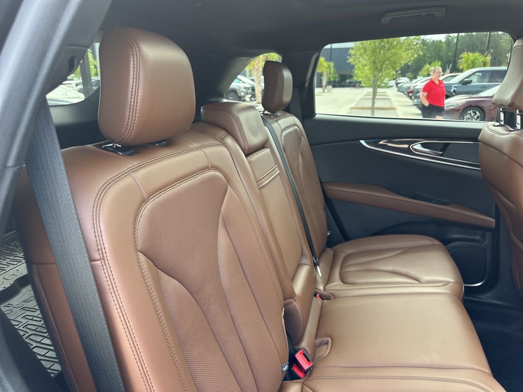 2022 Infinite Black Metallic Clearcoat Lincoln Nautilus Reserve AWD SUV
