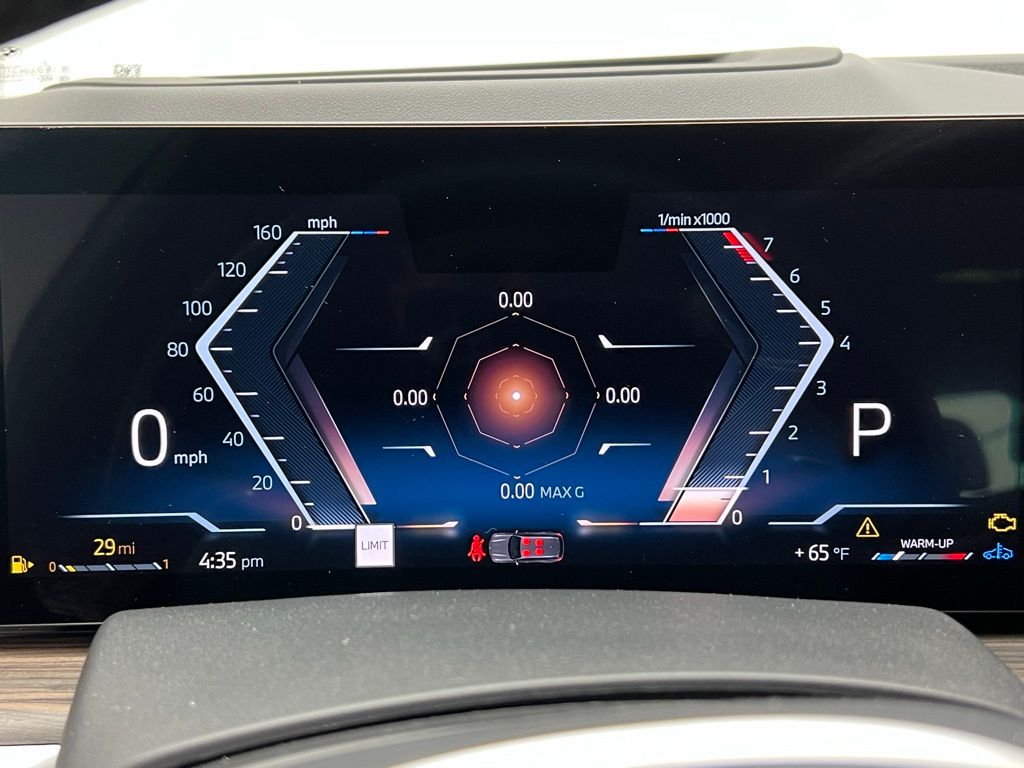 Thumbnail: 2024 BMW X7 - 17