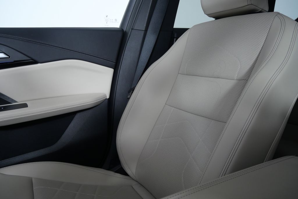 2023 BMW X1 xDrive28i 25