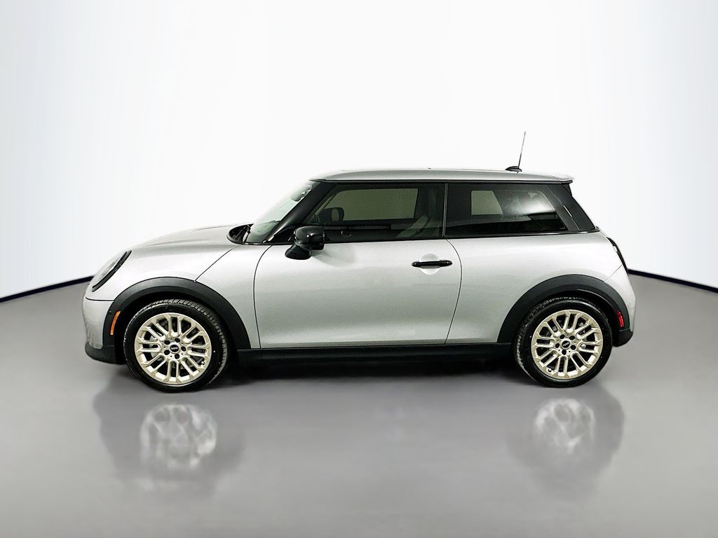 2025 MINI Cooper S 8