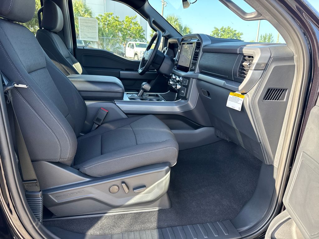 New 2026 Black Ford XLT image 22