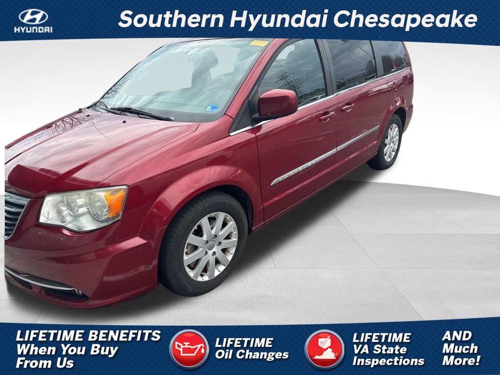 Deep Cherry Red Crystal Pearlcoat 2014 Chrysler Town & Country Touring FWD Minivan Front-Wheel Drive 6-Speed Automatic