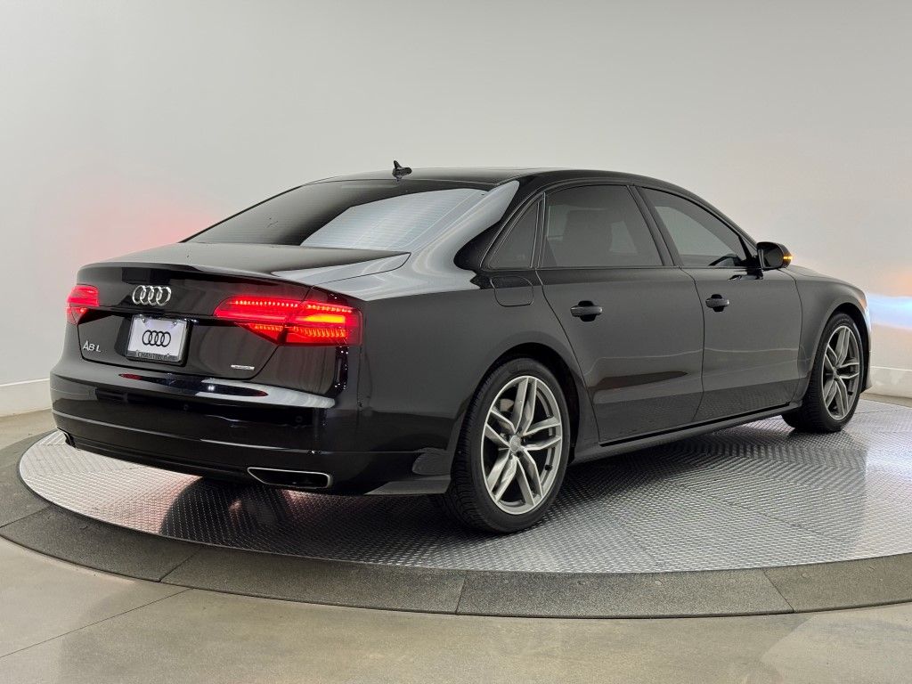 Thumbnail: 2017 Audi A8 - 12