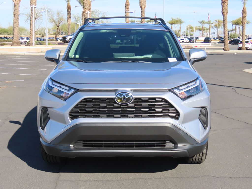 2025 Toyota RAV4 LE 2