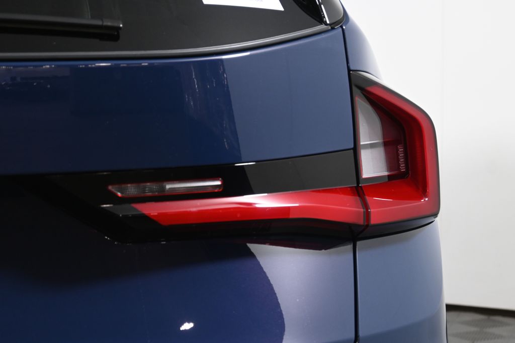 Thumbnail: 2026 BMW X1 - 13