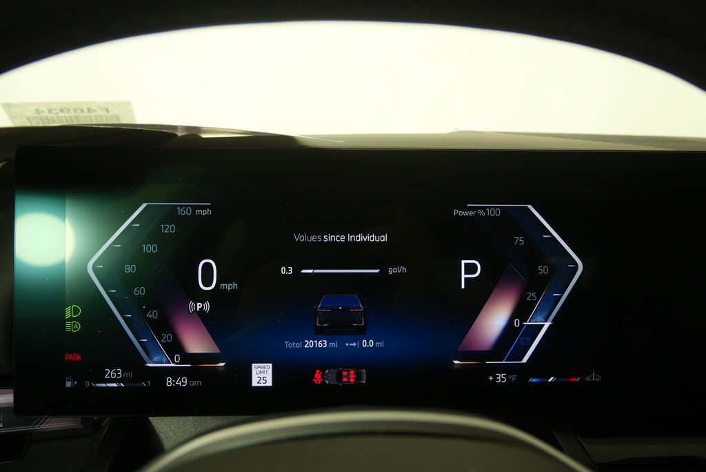 Thumbnail: 2025 BMW 5 Series - 18