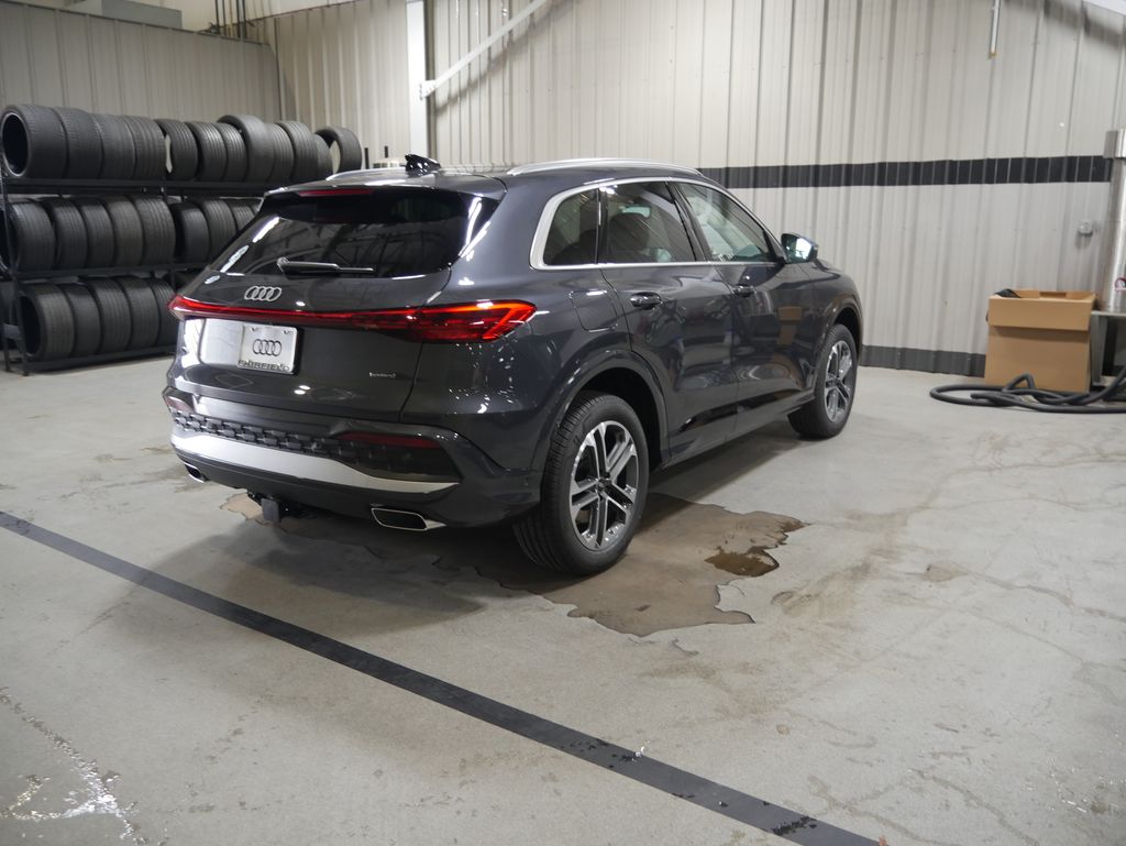 Thumbnail: 2026 Audi Q5 - 5