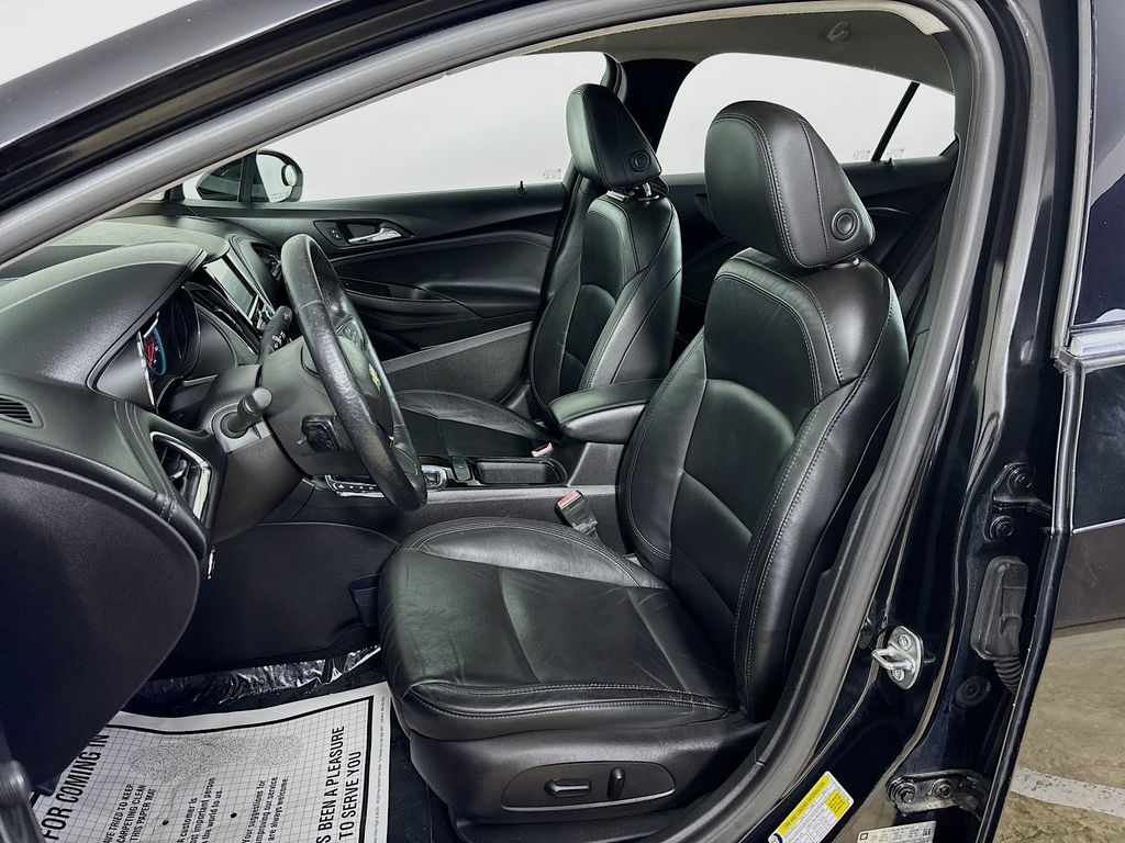 Used 2017 Chevrolet Cruze Premier For Sale in OLIVE BRANCH, MS