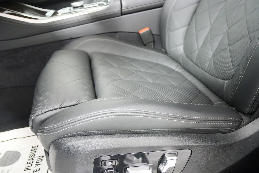 Thumbnail: 2026 BMW X5 - 10