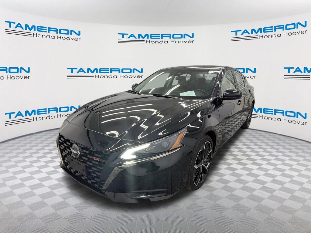 2024 Nissan Altima 2.5 SR FWD