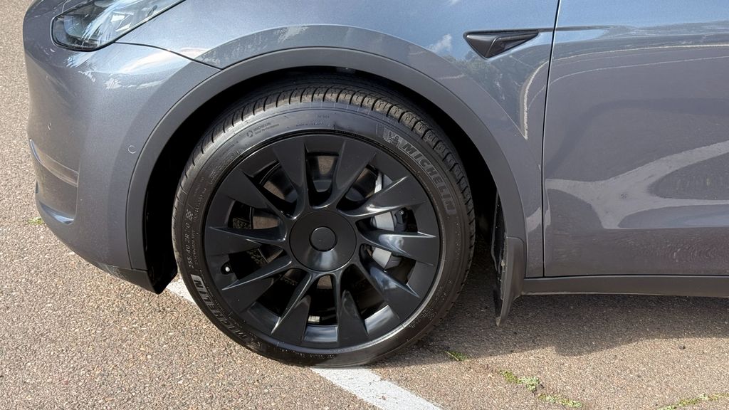 Used 2022 Tesla Model Y Long Range 4D Sport Utility