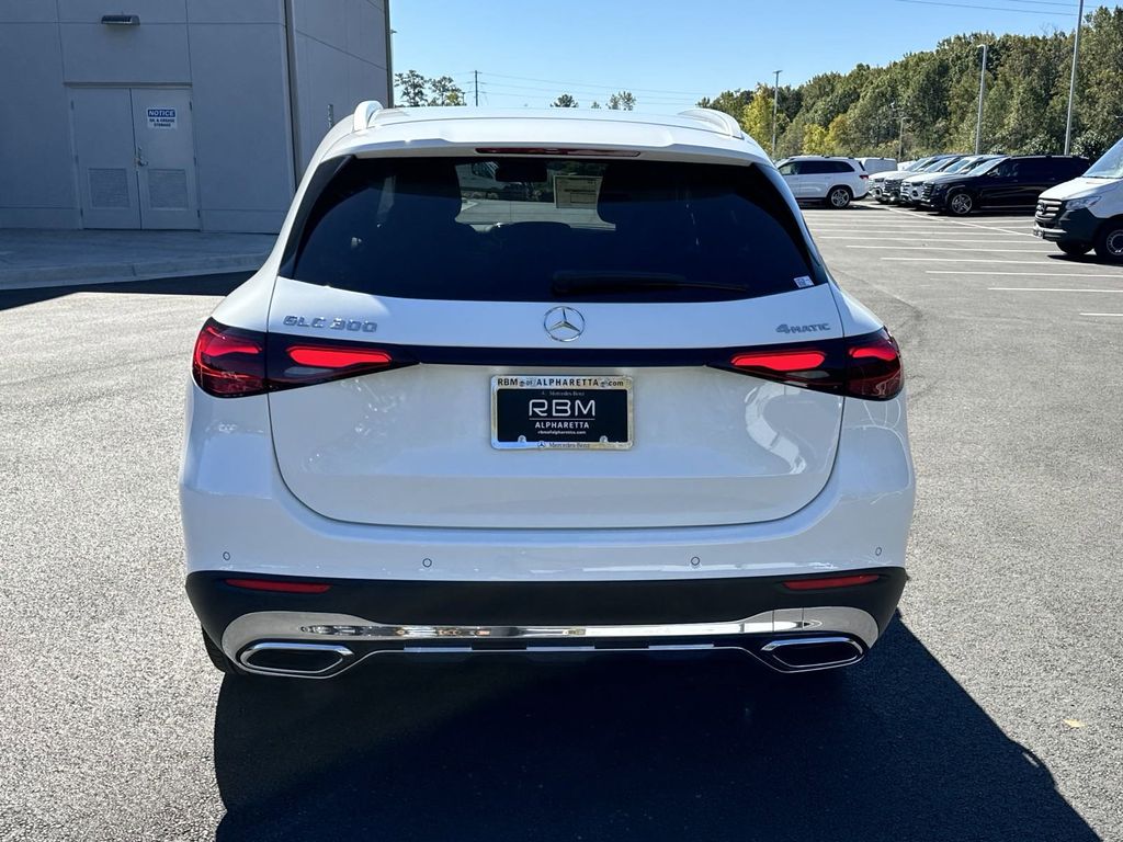 2025 Mercedes-Benz GLC GLC 300 15