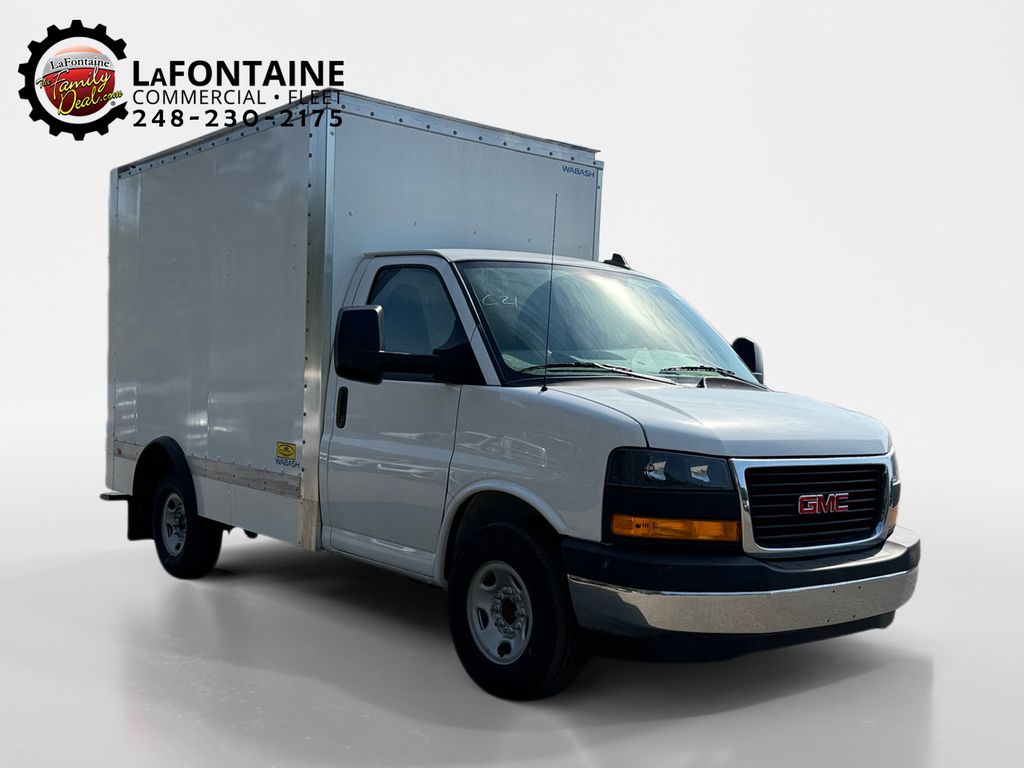 2024 GMC Savana 3500 Work Van 3