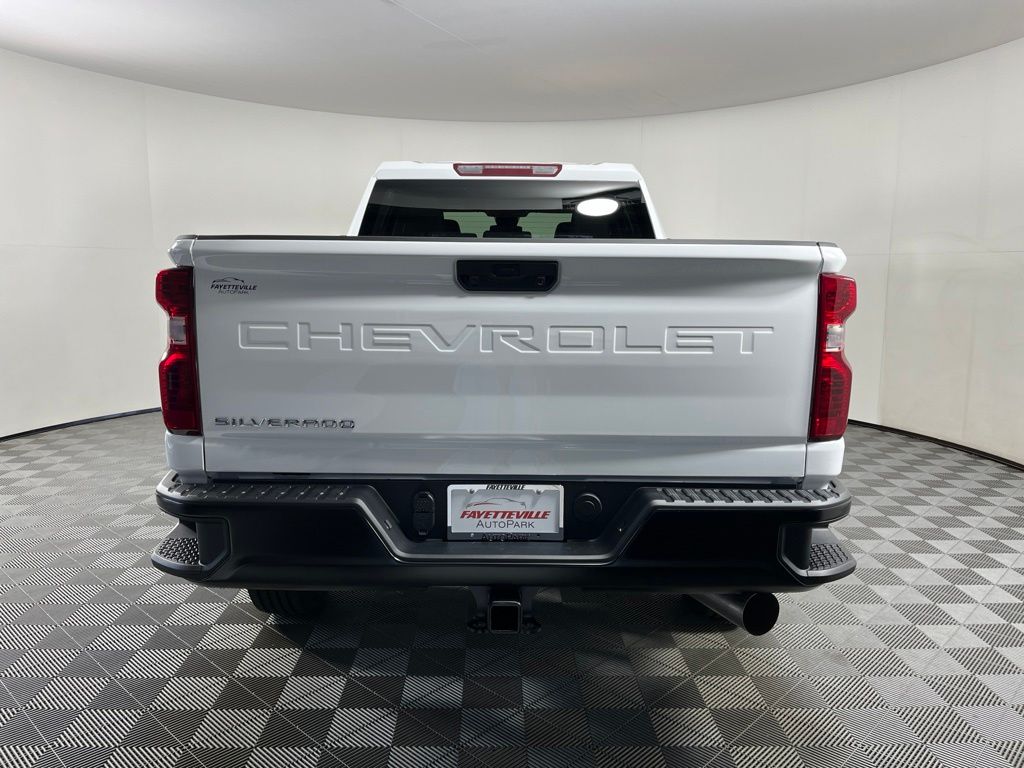 Thumbnail: 2026 Chevrolet Silverado 2500 - 4