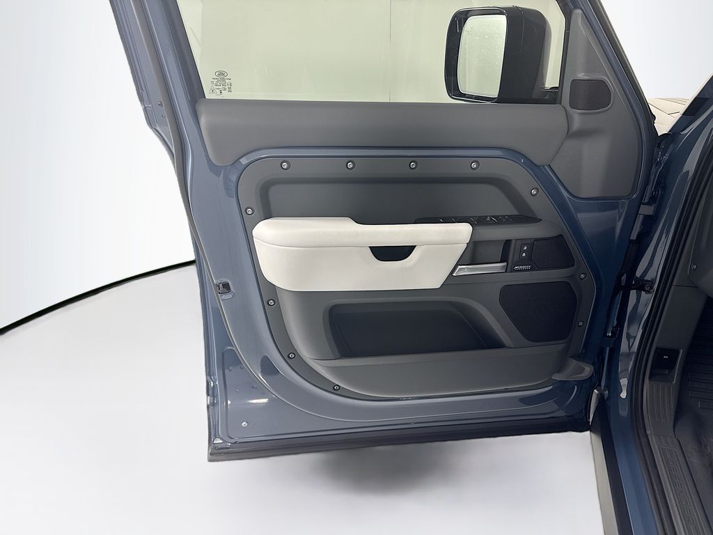 Thumbnail: 2026 Land Rover Defender - 26