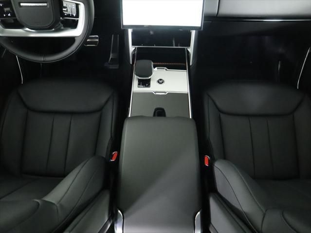 Thumbnail: 2025 Land Rover Range Rover - 15