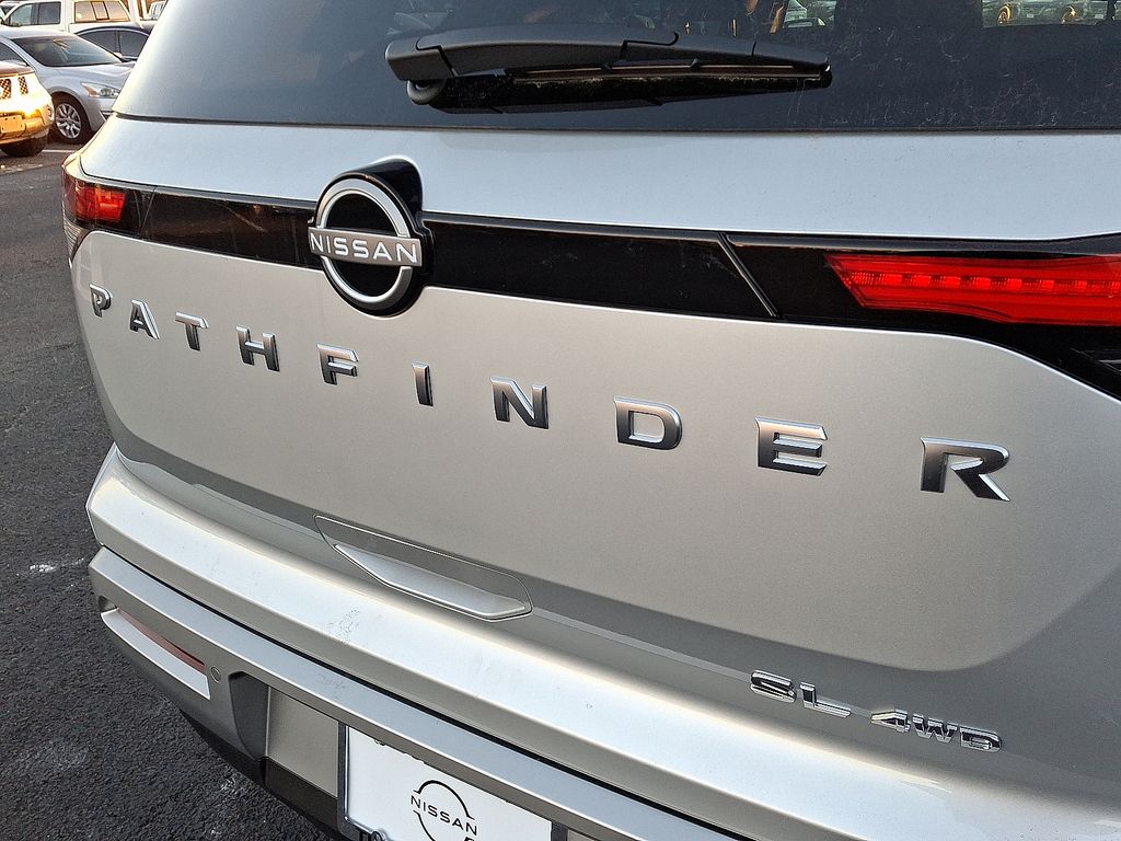 Thumbnail: 2025 Nissan Pathfinder - 6