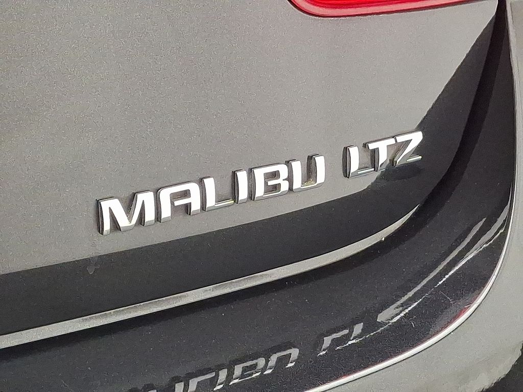 Thumbnail: 2013 Chevrolet Malibu - 29