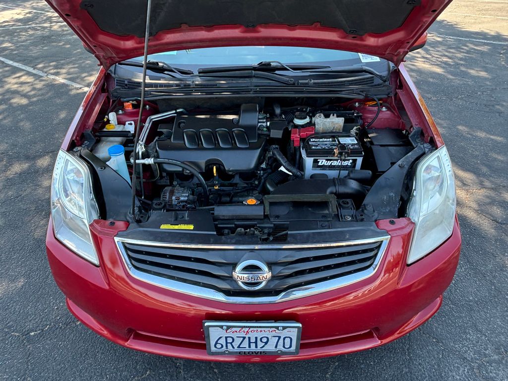 Thumbnail: 2011 Nissan Sentra - 25