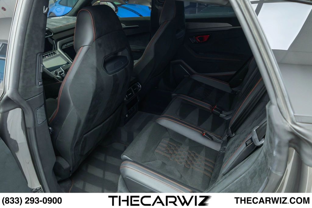 2023 Lamborghini Urus