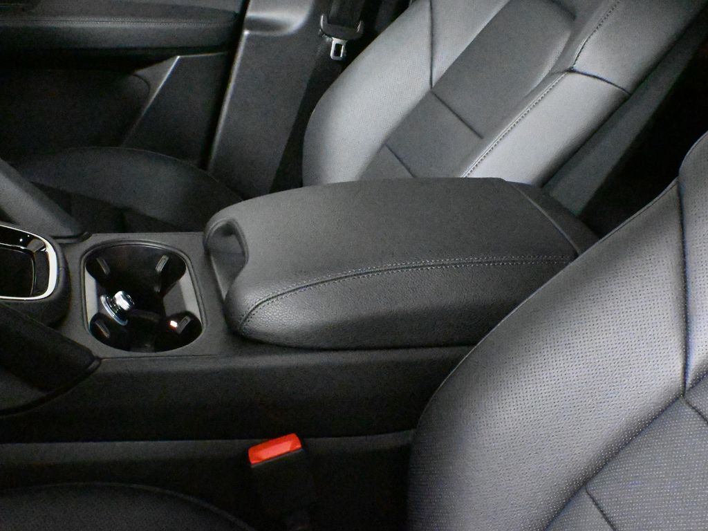 Thumbnail: 2026 Porsche Cayenne - 27