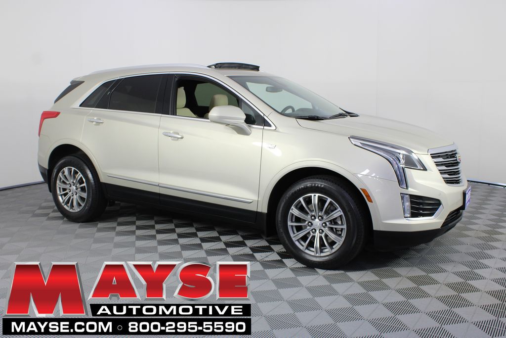 Silver Coast Metallic 2017 Cadillac XT5 Luxury FWD SUV / Crossover Front-Wheel Drive 8-Speed Automatic
