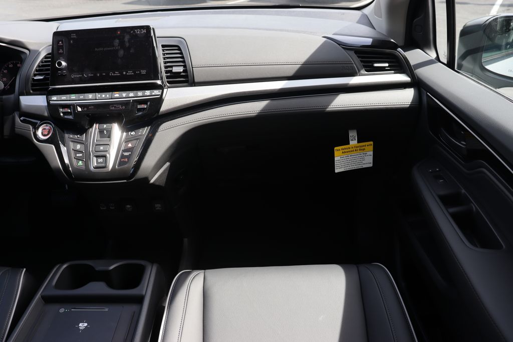 Thumbnail: 2025 Honda Odyssey - 18