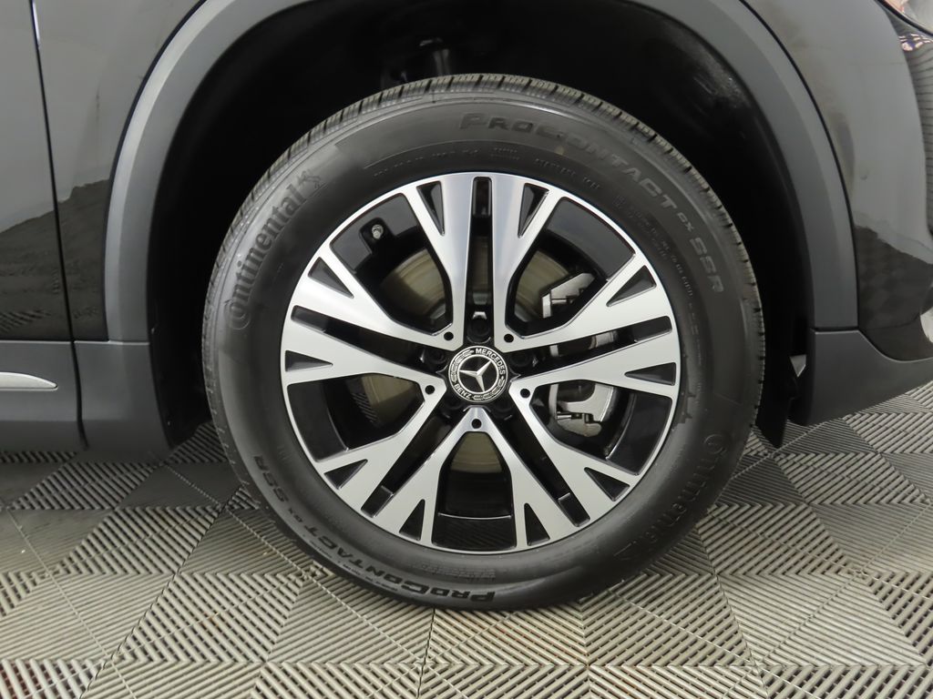 Thumbnail: 2025 Mercedes-Benz GLA - 30