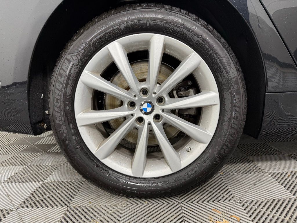 Thumbnail: 2022 BMW 7 Series - 12