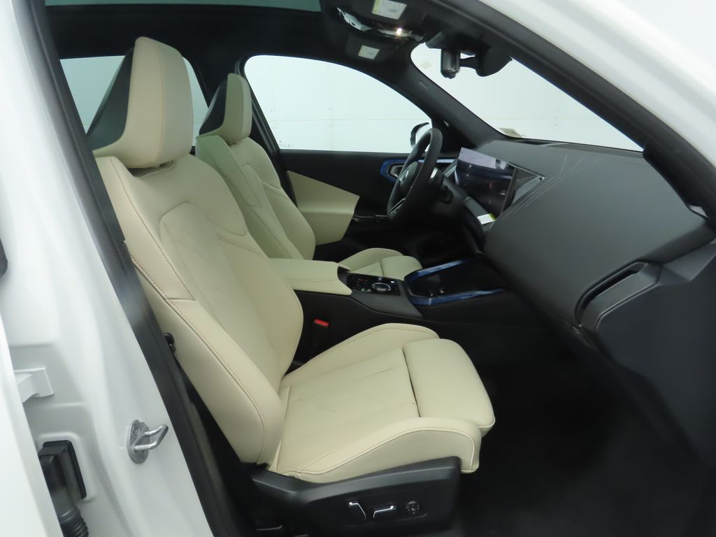 Thumbnail: 2026 BMW X3 - 21