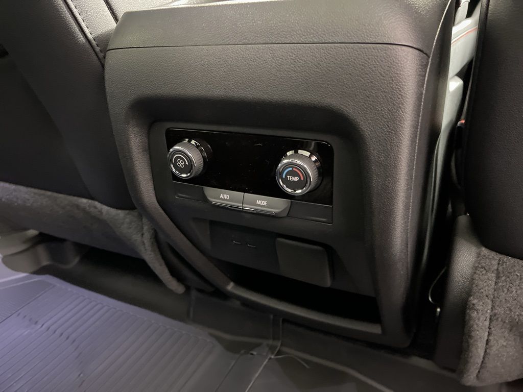 Thumbnail: 2026 Chevrolet Traverse - 17