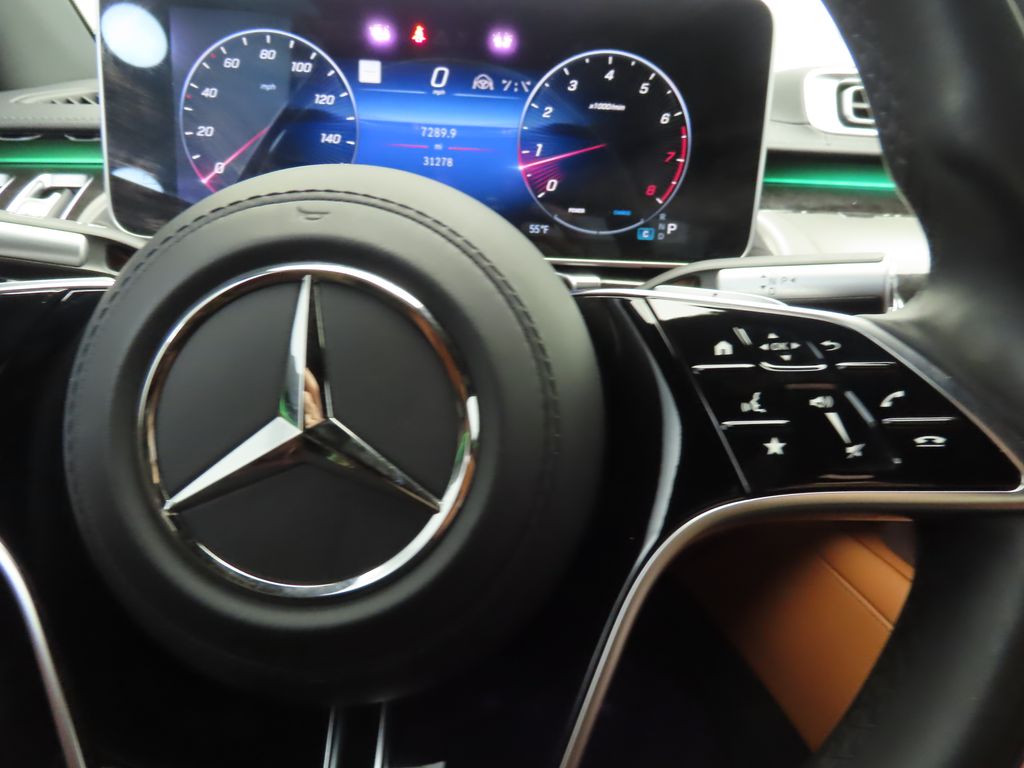 Thumbnail: 2023 Mercedes-Benz S-Class - 12