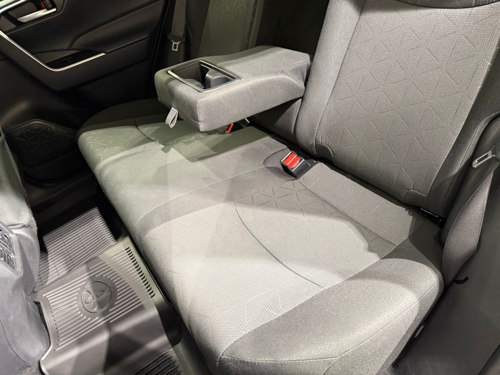 Thumbnail: 2024 Toyota RAV4 - 19