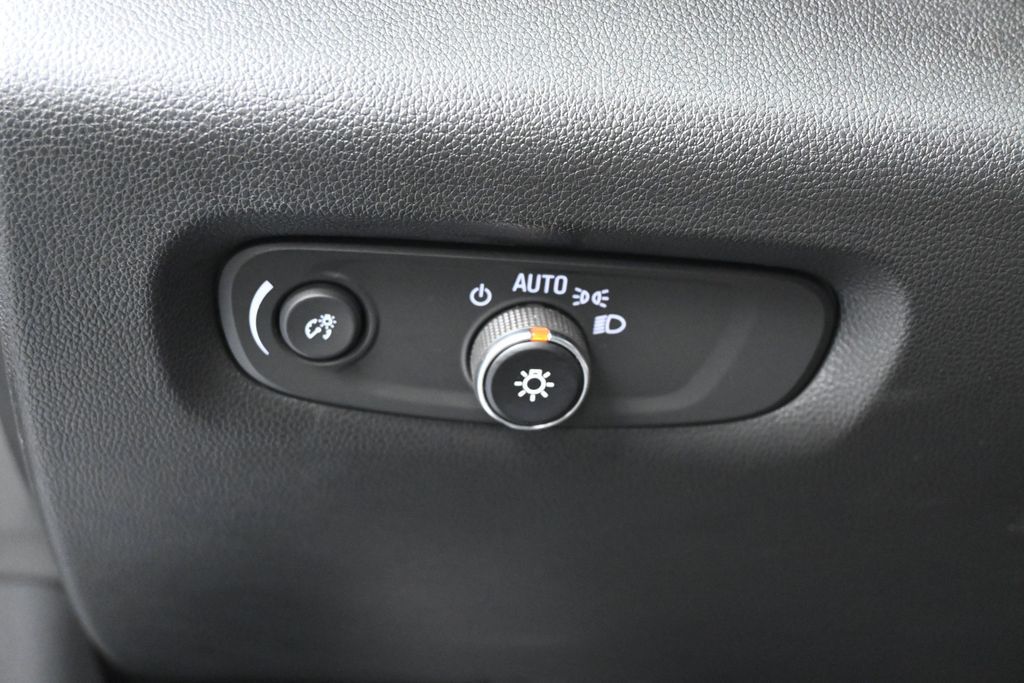 Used 2023 Sterling Gray Metallic Chevrolet LT image 16