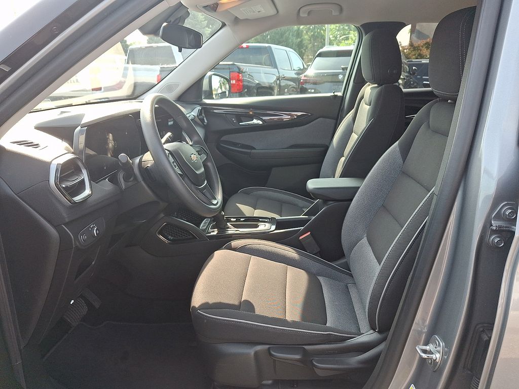2024 Chevrolet TrailBlazer LT Gray at Auto Express Mitsubishi