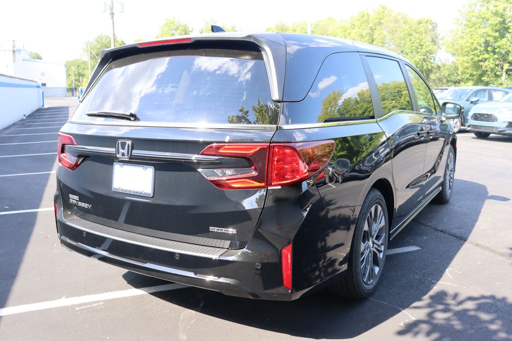 2025 Honda Odyssey Touring 5