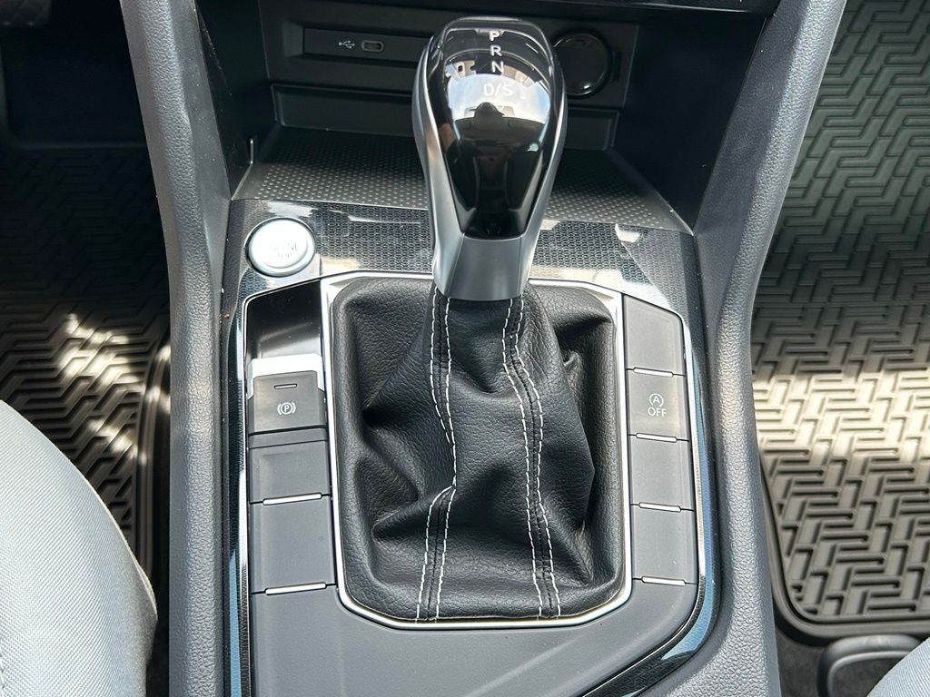 New 2026 Gray Volkswagen 1.5T S image 32