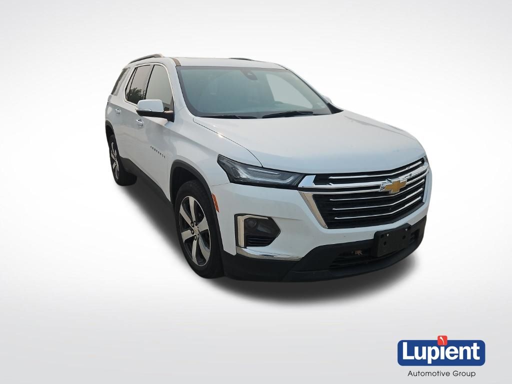 Summit White 2023 Chevrolet Traverse SUV / Crossover Four-Wheel Drive 9-Speed Automatic