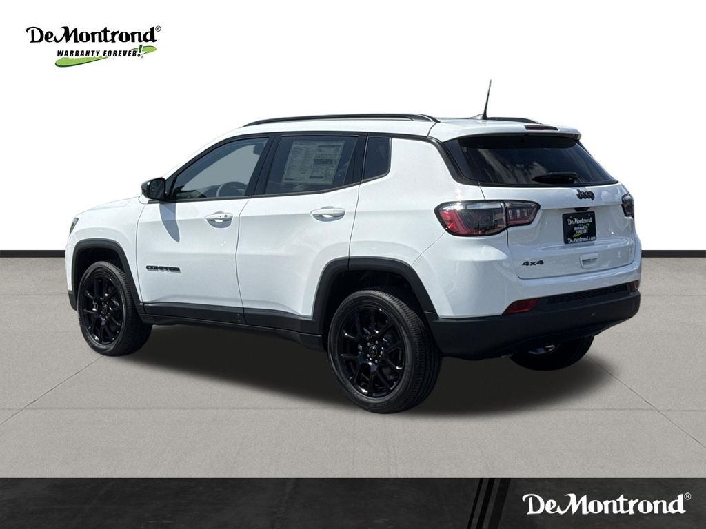 2026 Jeep Compass Latitude White at Victoria Chrysler Dodge Jeep Ram