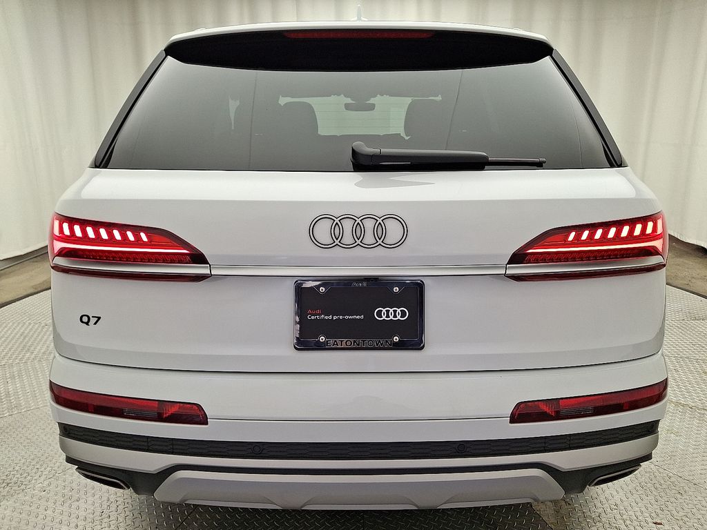 Thumbnail: 2025 Audi Q7 - 5