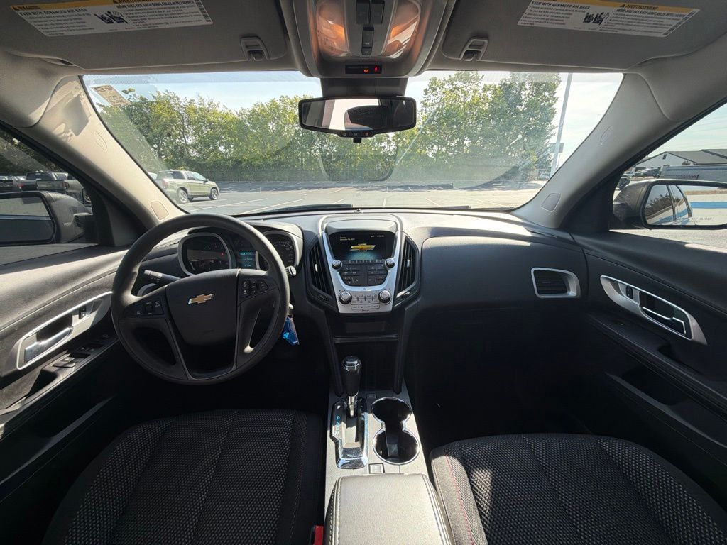 Thumbnail: 2017 Chevrolet Equinox - 11